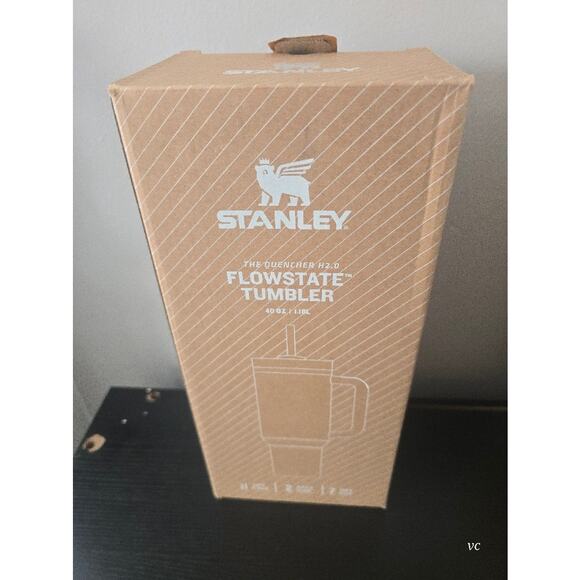 Stanley Custom Quencher H2.0 Flowstate™ Tumbler | 40 OZ (teal louis vuitton) - Picture 4 of 4